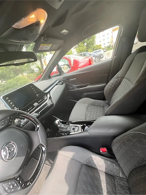 vand Toyota C-HR Hibrid - imagine 7