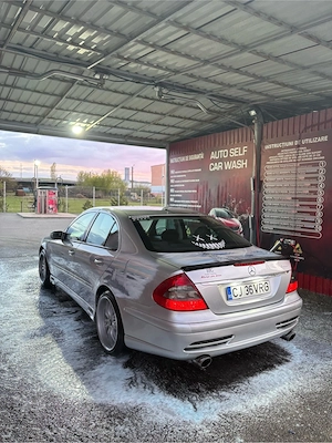 Mercedes E class w211 - imagine 2