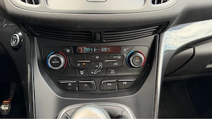 Ford Kuga 1.5 TDCi 2WD ST-Line - imagine 18