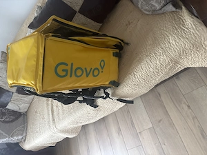 ghiozdan glovo folosit 1 saptamana