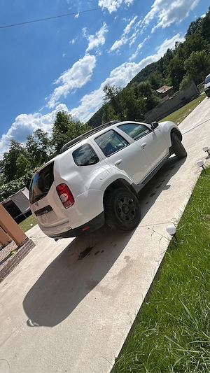 Dacia Duster  - imagine 7