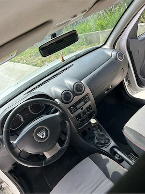 Dacia Duster  - imagine 5