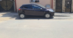 Mazda 2,generația DE(2008) - imagine 8