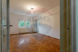 Apartament cu 3 camere de vânzare în zona apreciata - imagine 5