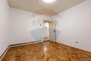 Apartament cu 3 camere de vânzare în zona apreciata - imagine 4