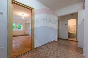 Apartament cu 3 camere de vânzare în zona apreciata - imagine 7