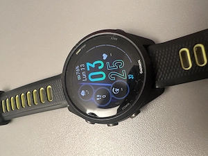 Ceas sport Garmin Forerunner 265S Negru Galben, GPS, AMOLED, stare foarte bună