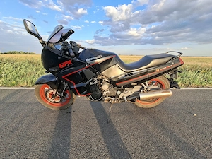 Vând Kawasaki Gpx750cmc - imagine 3
