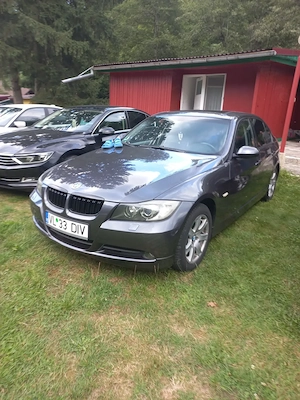 Vând BMW E90 320i automată  - imagine 5