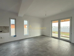 Casa Parter 3 camere+2 bai  Incalzire pardoseala Teren 371mp - imagine 5