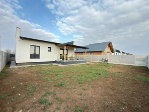 Casa Parter 3 camere+2 bai  Incalzire pardoseala Teren 371mp - imagine 4
