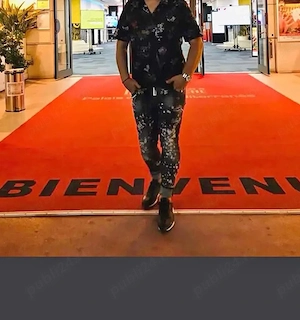 Ofer placeri xxx exclusiv doamnelor generoase , cuplurilor căsătorite!