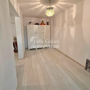 | Apartament cu 4 camere | Mazepa | Etaj 1 | - imagine 4