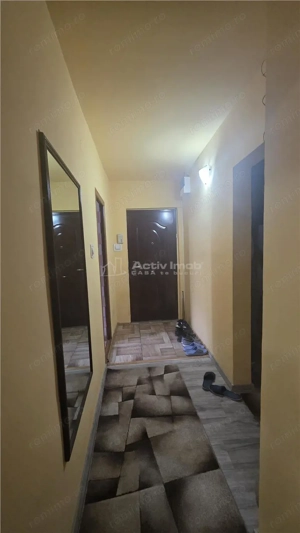 Apartament 4 decomandat, etaj 1 , CT - Pelendava - imagine 4