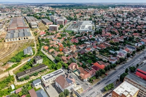 PREȚ NOU! Casă cu teren de 370 mp | Zona Funcționarilor - Arad - imagine 9