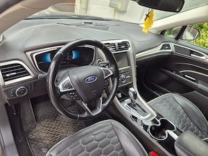 Ford Mondeo Vignale Hybrid - imagine 9