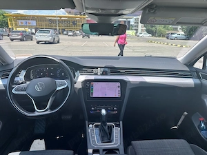 Volkswagen Passat 2022 2.0 TDI DSG 150 CP   Full Opțiuni, Istoric Service, 162.000 km - imagine 6
