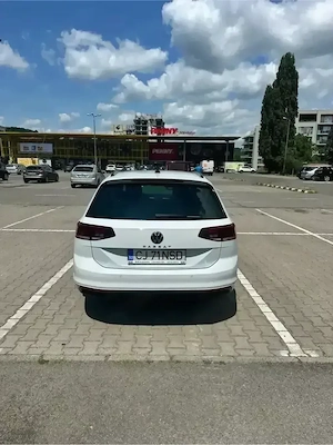 Volkswagen Passat 2022 2.0 TDI DSG 150 CP   Full Opțiuni, Istoric Service, 162.000 km - imagine 3