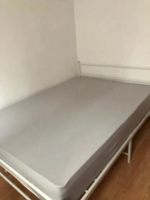 Vand saltea noua 2.00m  1.60m si pat metalic nou 