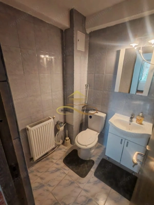 APARTAMENT DE VANZARE CU 2 CAMERE DECOMANDATE - imagine 8