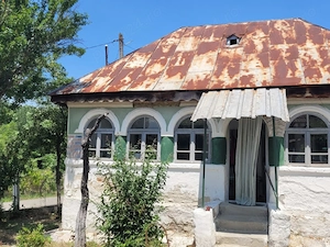 Teren intravilan 1.900 mp cu casa si utilitati, 2 deschideri asfaltate - imagine 5