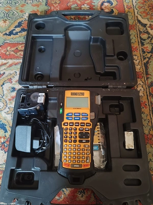 Aparat Etichetare DYMO Rhino 5200