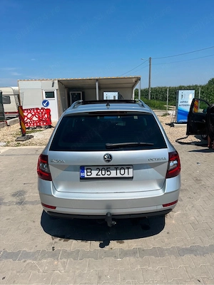 Skoda Octavia Combi Style 2.0 TDI DSG   150 CP   2017   Full opțiuni - imagine 4
