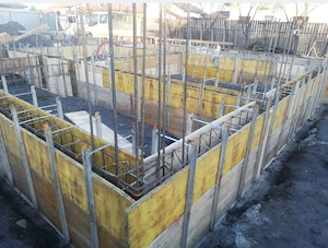 Constructii case la cheie gri, amenajari