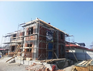 Constructii case la cheie gri, amenajari