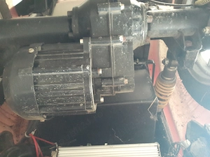 Vând triciclu electric în stare bună de funcționare. 