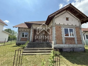 Casa semifinisata de vanzare | Cartier Recea | 604 mp teren| 104 mp utili.