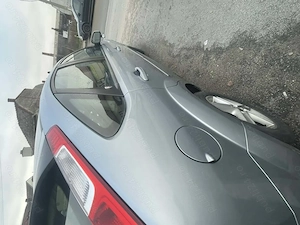 Vând Ford Focus Ghia - imagine 3