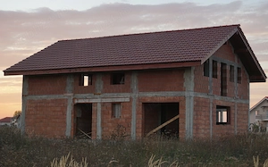 Casa la rosu de vânzare în Săcălaz  - imagine 2