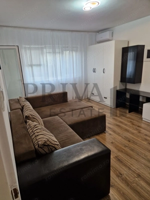 Apartament decomandat 2 camere, 57 m, etaj 4, Soarelui
