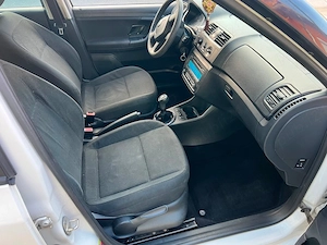 skoda fabia 1.2   clima  variante auto  - imagine 2