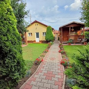 Casă individuală de vânzare + garaj 33 mp- Sâncraiul de Mureș - imagine 5