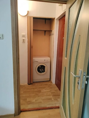 Inchiriez apartament 