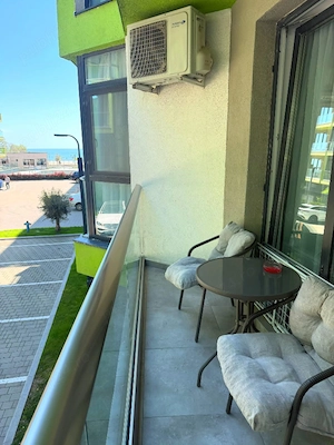 Vând apartament cu 2 camere în Alezzi beach resort ,Mamaia nord  - imagine 2
