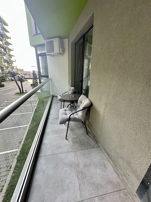 Vând apartament cu 2 camere în Alezzi beach resort ,Mamaia nord  - imagine 6
