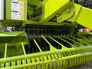 Presa de balota cilindrica Claas Rollant 240  - imagine 5