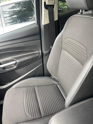 FORD KUGA   unic proprietar   km 100% reali - imagine 9