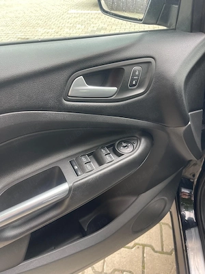 FORD KUGA   unic proprietar   km 100% reali - imagine 6