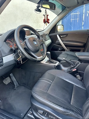 BMW x3  x drive  - imagine 4