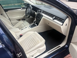 Passat Executive 2017 Automat 2.0 150 c.p. - imagine 4