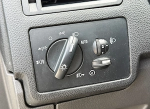 Ford Kuga 2.0 TDCi 2x4 Trend - imagine 17