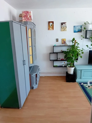 Vand apartament 3 camere - imagine 2