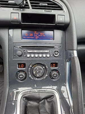 Peugeot 3008 1.6 diesel 2012 Euro5 - imagine 9
