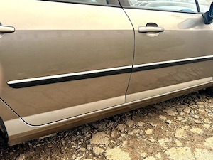 De vânzare .Anul 2008 .Motor 1.6 HDi.210000 km .Automata.Pret 1350 Euro.Negociabil  - imagine 8
