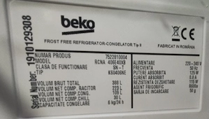 Beko RCNA406E40XB Combina frigorifica 362 l defecta pentru piese