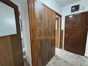 APARTAMENT 2 CAMERE | BALCON | ETAJ INTERMEDIAR | ZONA ROGERIUS | ORADEA - imagine 3